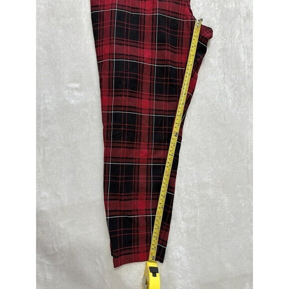 Torrid Womans Sz 4R Premium Ponte Red Plaid Pixie Pants Comfort NWOT - Picture 11 of 12